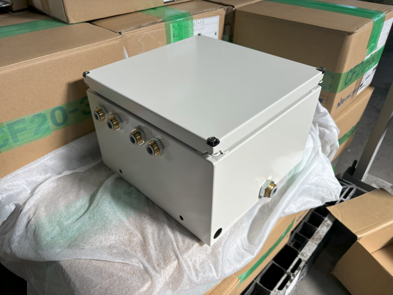 電磁弁ボックス組立-1 | Jtecホールディングス株式会社